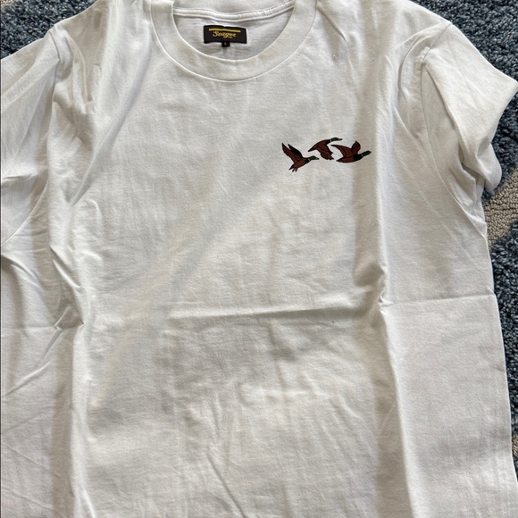New without tags..Seager Western Grit White Graphic T-Shirt for Men - Picture 1 of 4